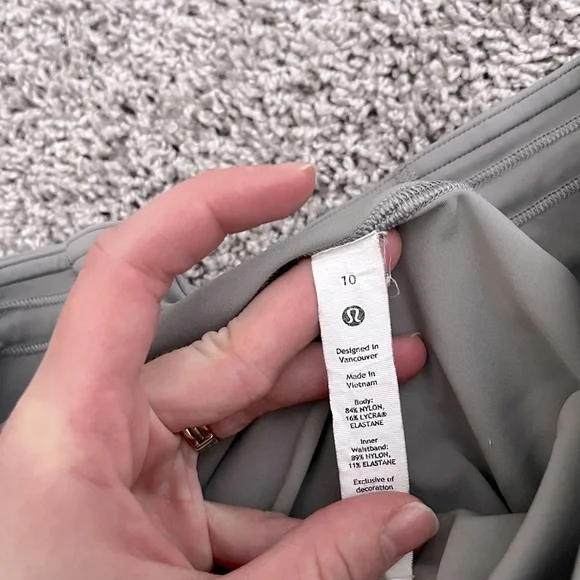 Lululemon Base Pace HR Crop 23" Reflective Tights Gull Grey Size 10 LW6CDDS - Picture 5 of 10